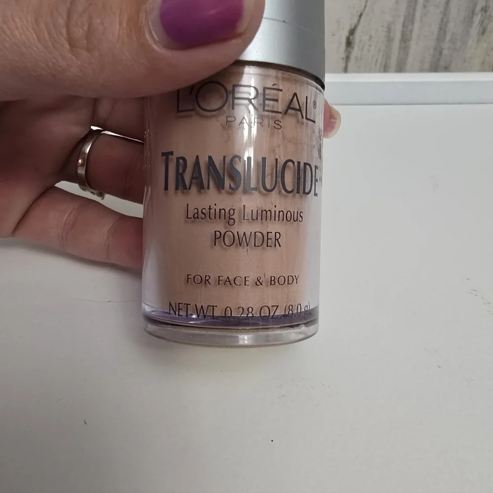 New L'Oreal Translucide Face And Body Powder Sunlight 0.28 Oz